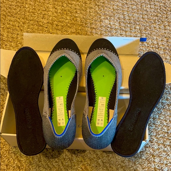 Rothy’s Grey Mist Captoe- Size 9.0 - Picture 3 of 4